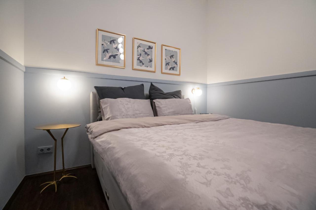 Designer Loft-Ferienwohnung Im Zentrum Mit Tiefgaragen-Parkplatz, Waschmaschine Und Privatterrasse Leipzig Exterior foto