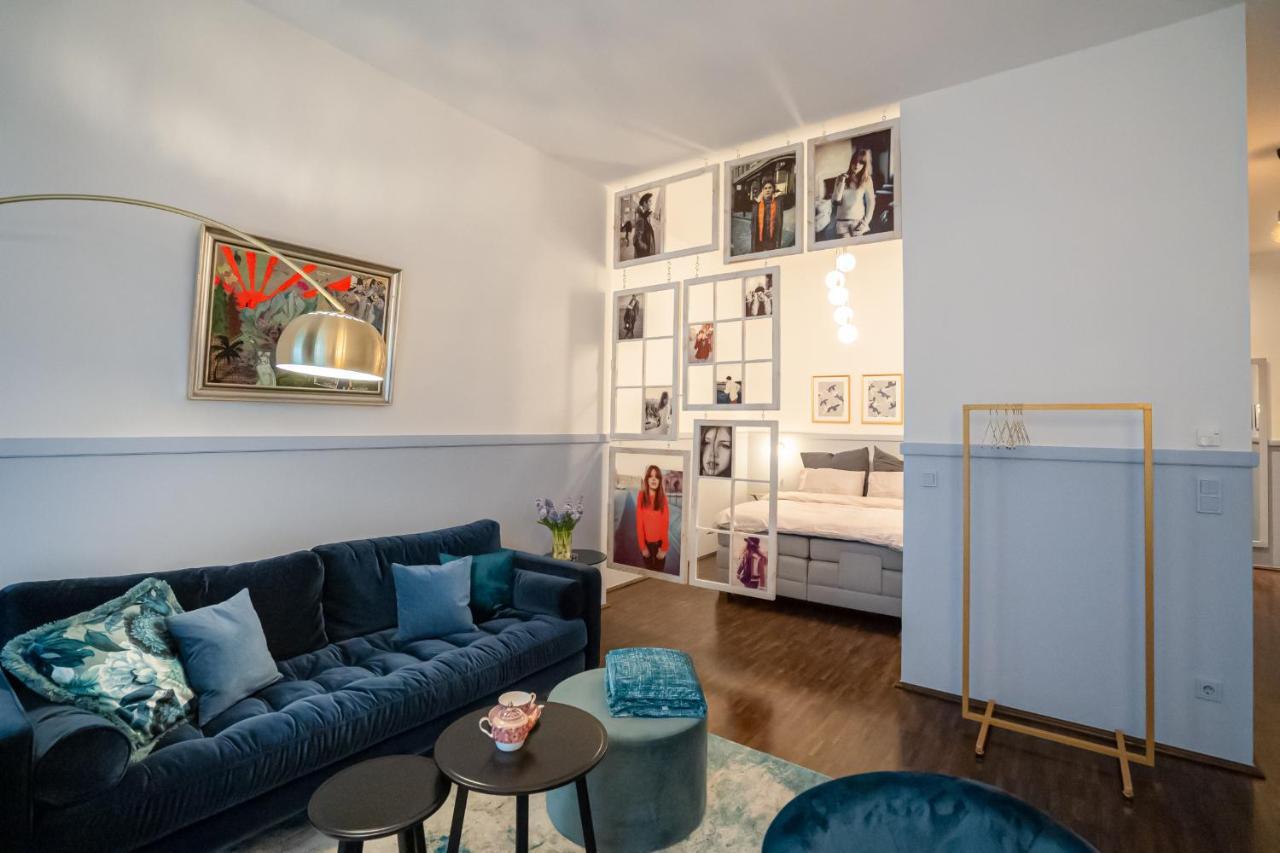 Designer Loft-Ferienwohnung Im Zentrum Mit Tiefgaragen-Parkplatz, Waschmaschine Und Privatterrasse Leipzig Exterior foto