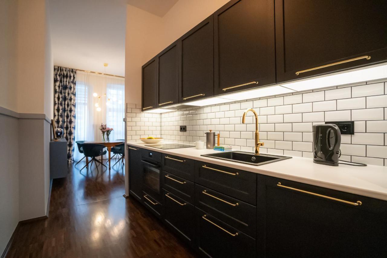 Designer Loft-Ferienwohnung Im Zentrum Mit Tiefgaragen-Parkplatz, Waschmaschine Und Privatterrasse Leipzig Exterior foto